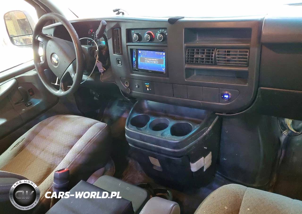 2013 Chevrolet Express G2500 VIN:1GCWGFCG5D1184725 - 8