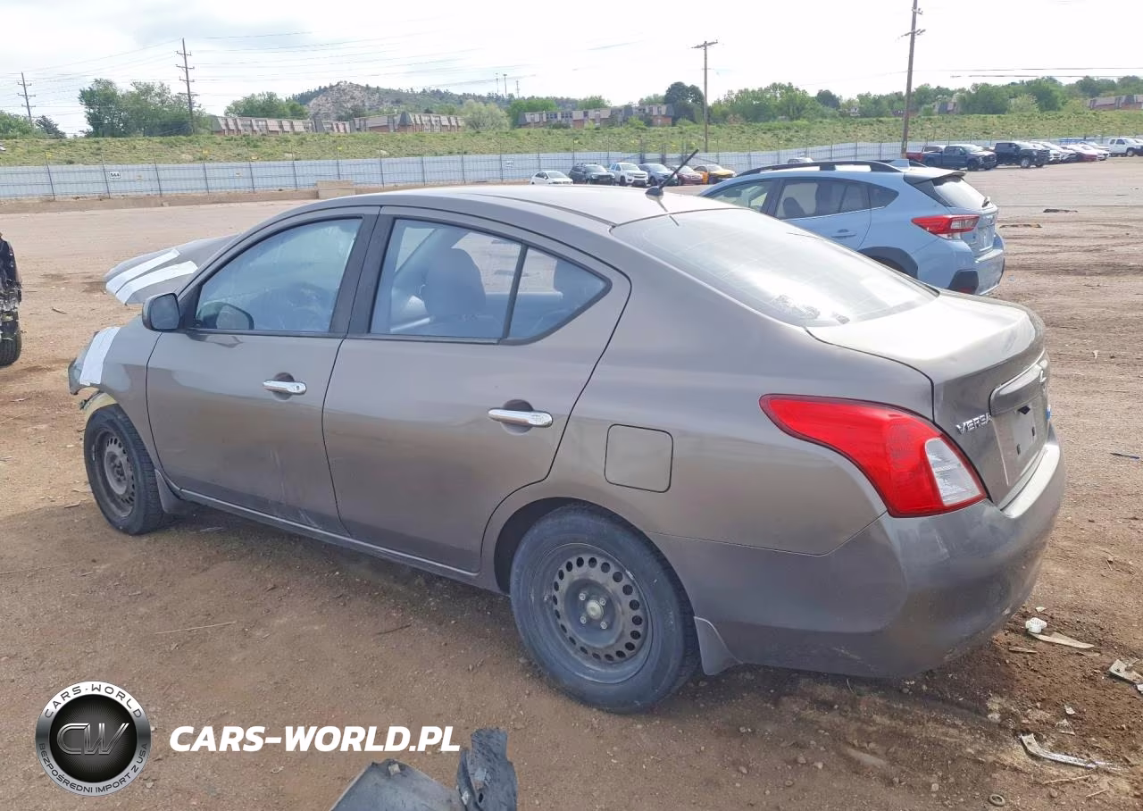 2012 Nissan Versa 1.6 S VIN:3N1CN7AP2CL945738 - 2
