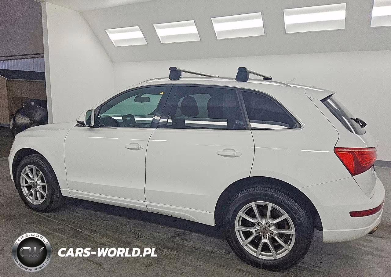 2010 Audi Q5 Premium VIN:WA1CKAFP2AA087536 - 2