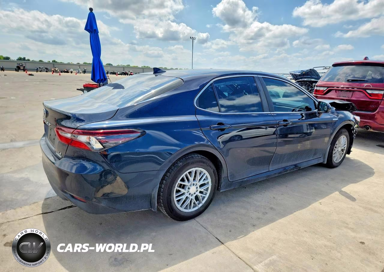 2021 Toyota Camry Le VIN:4T1C31AKXMU548849 - 3