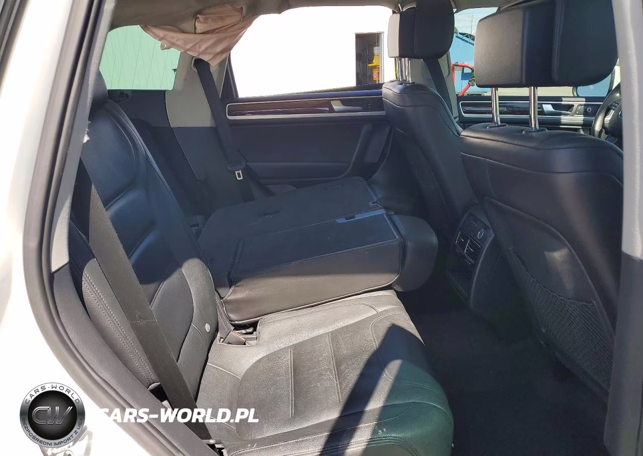 2012 Volkswagen Touareg V6 Tdi VIN:WVGEK9BP3CD012084 - 11