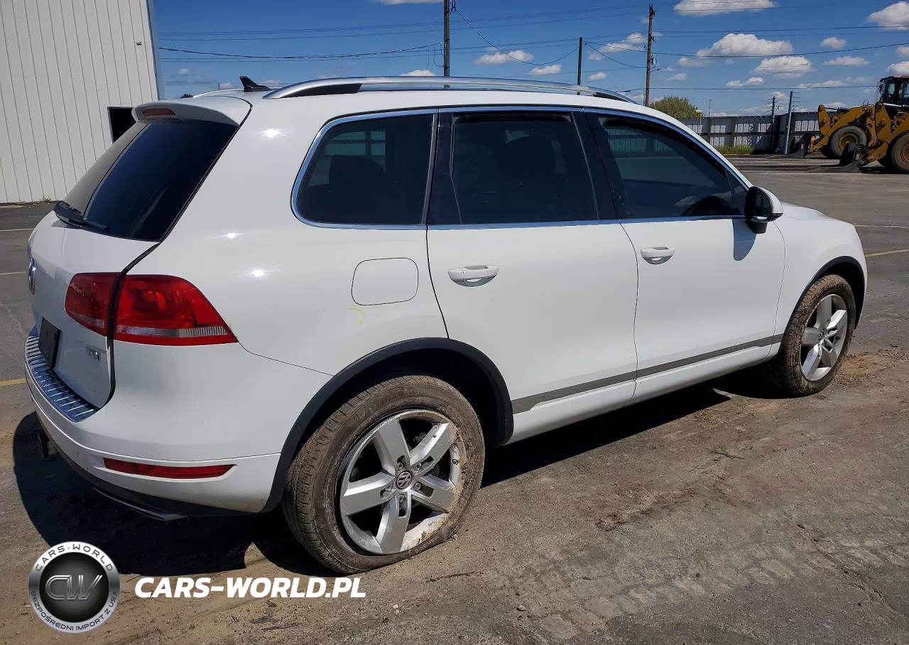 2012 Volkswagen Touareg V6 Tdi VIN:WVGEK9BP3CD012084 - 3