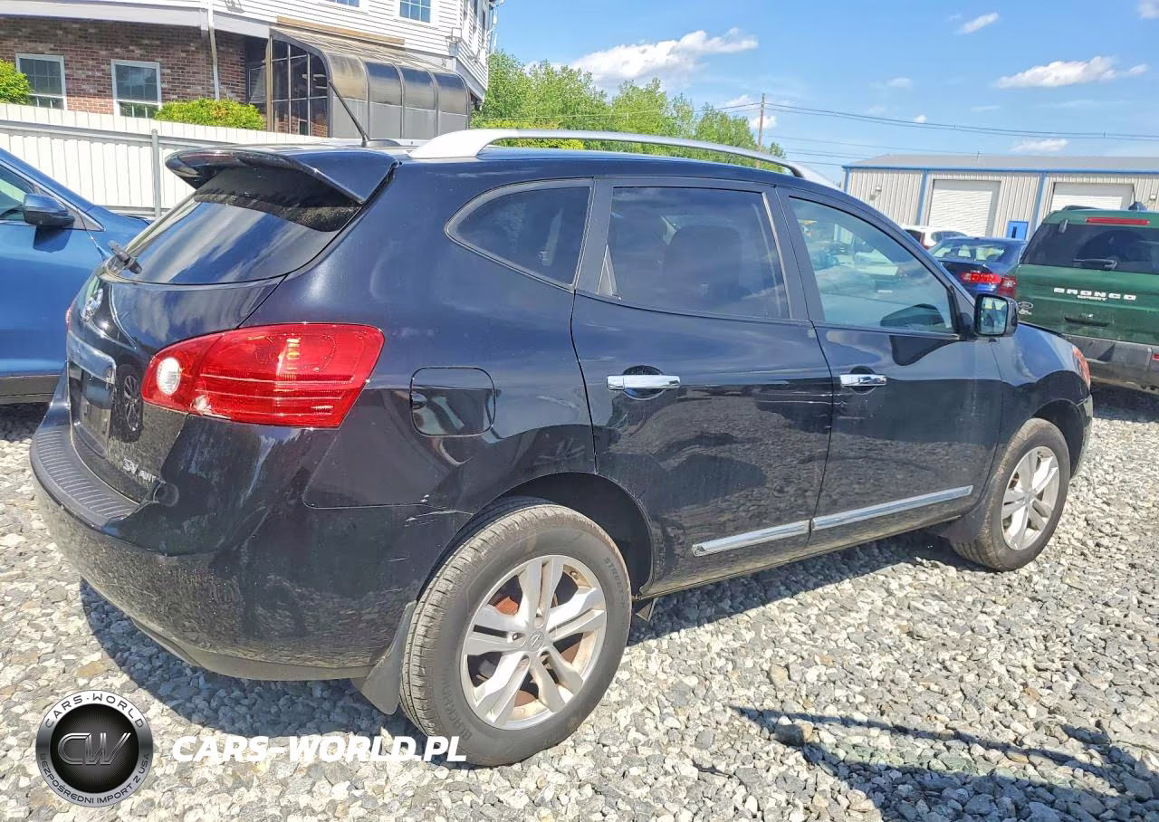 2013 Nissan Rogue S VIN:JN8AS5MV6DW650864 - 3