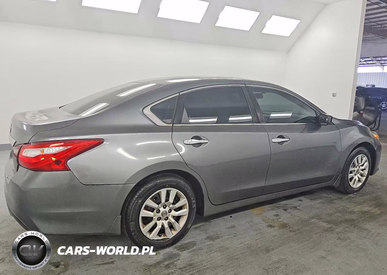 2018 Nissan Altima 2.5 S VIN:1N4AL3AP6JC129276 - 3