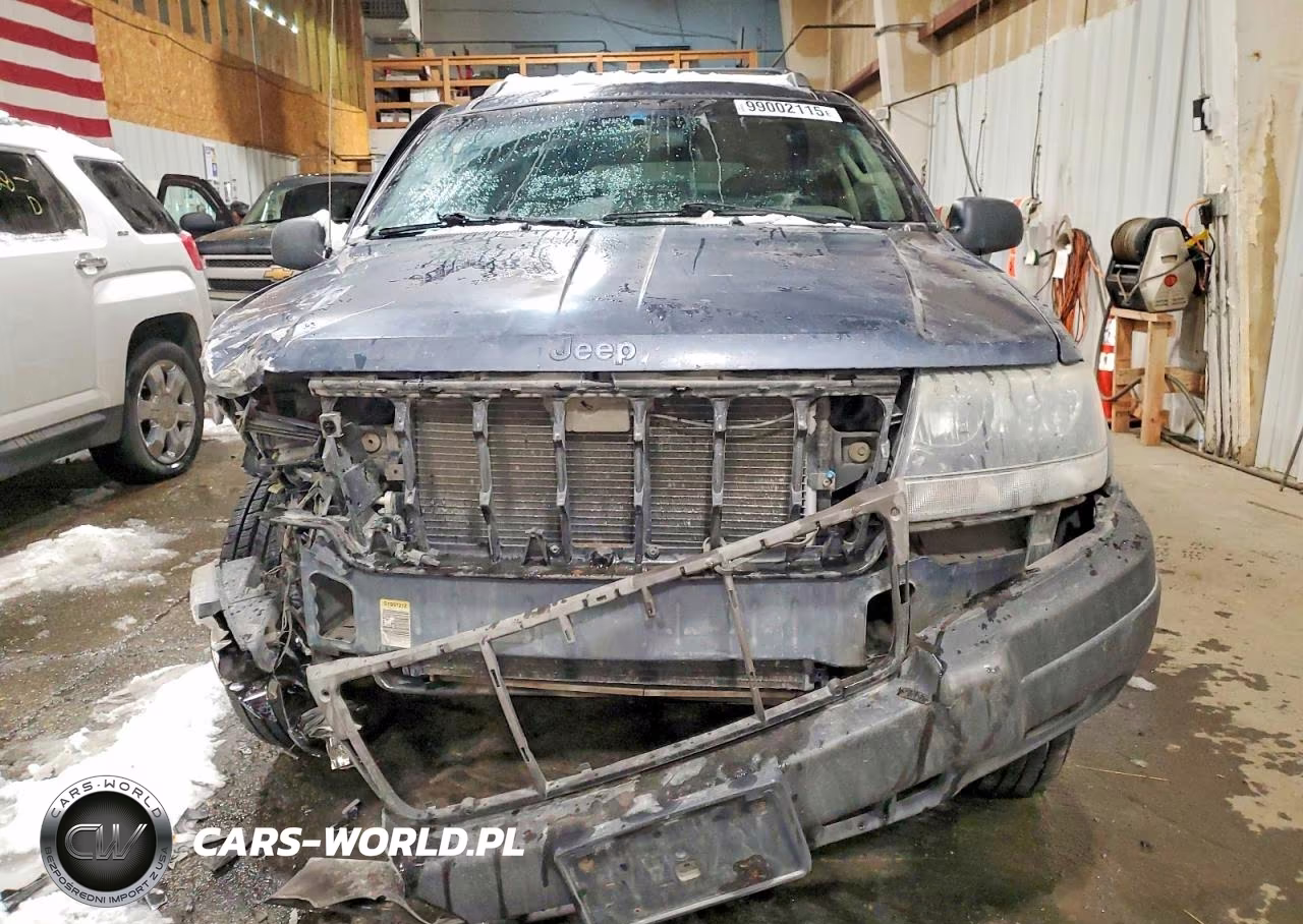 2003 Jeep Grand Cherokee Laredo VIN:1J8GW48S83C512384 - 5