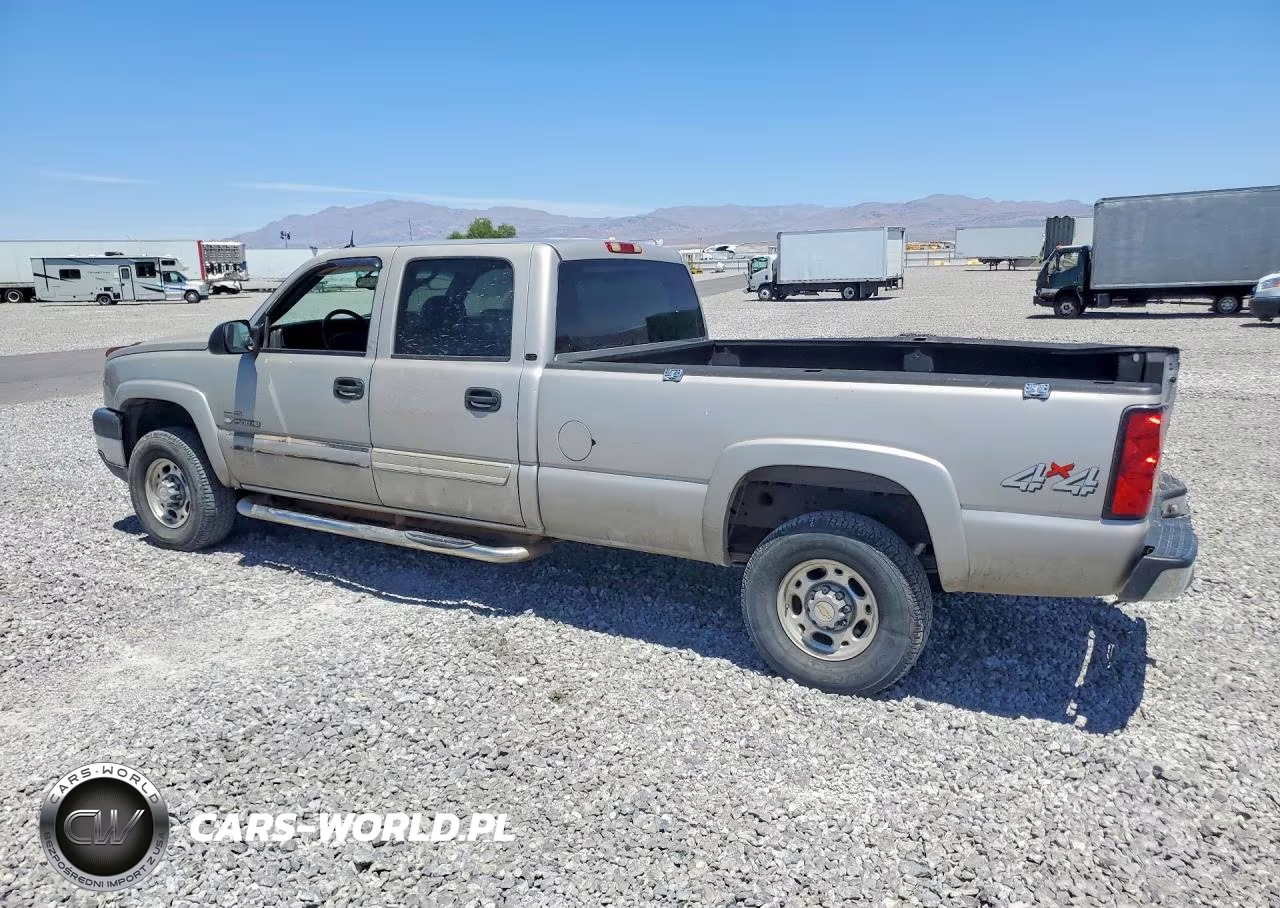 2005 Chevrolet Silverado K2500 Heavy Duty VIN:1GCHK232X5F892073 - 2