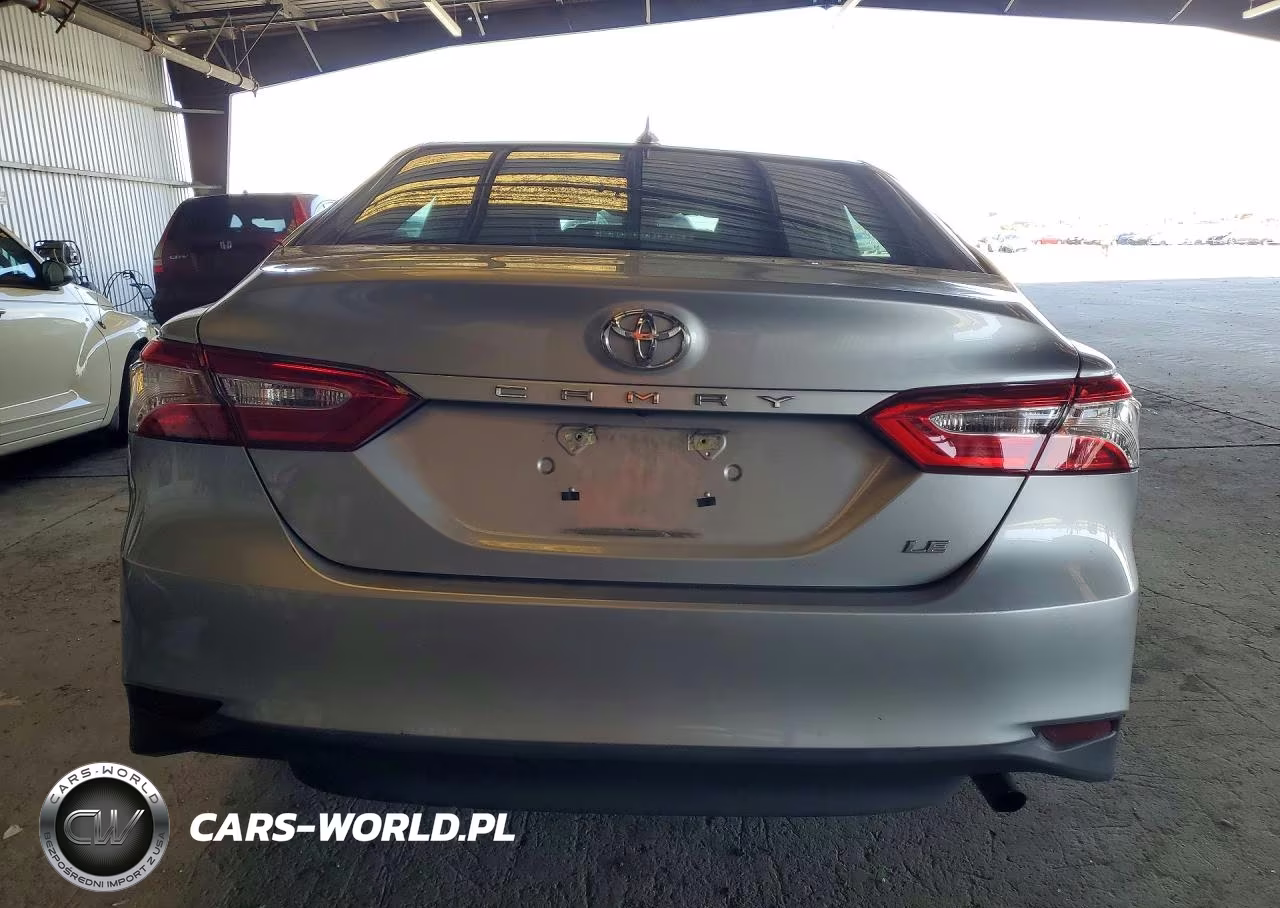 2020 Toyota Camry Le VIN:4T1C11AK2LU893457 - 6