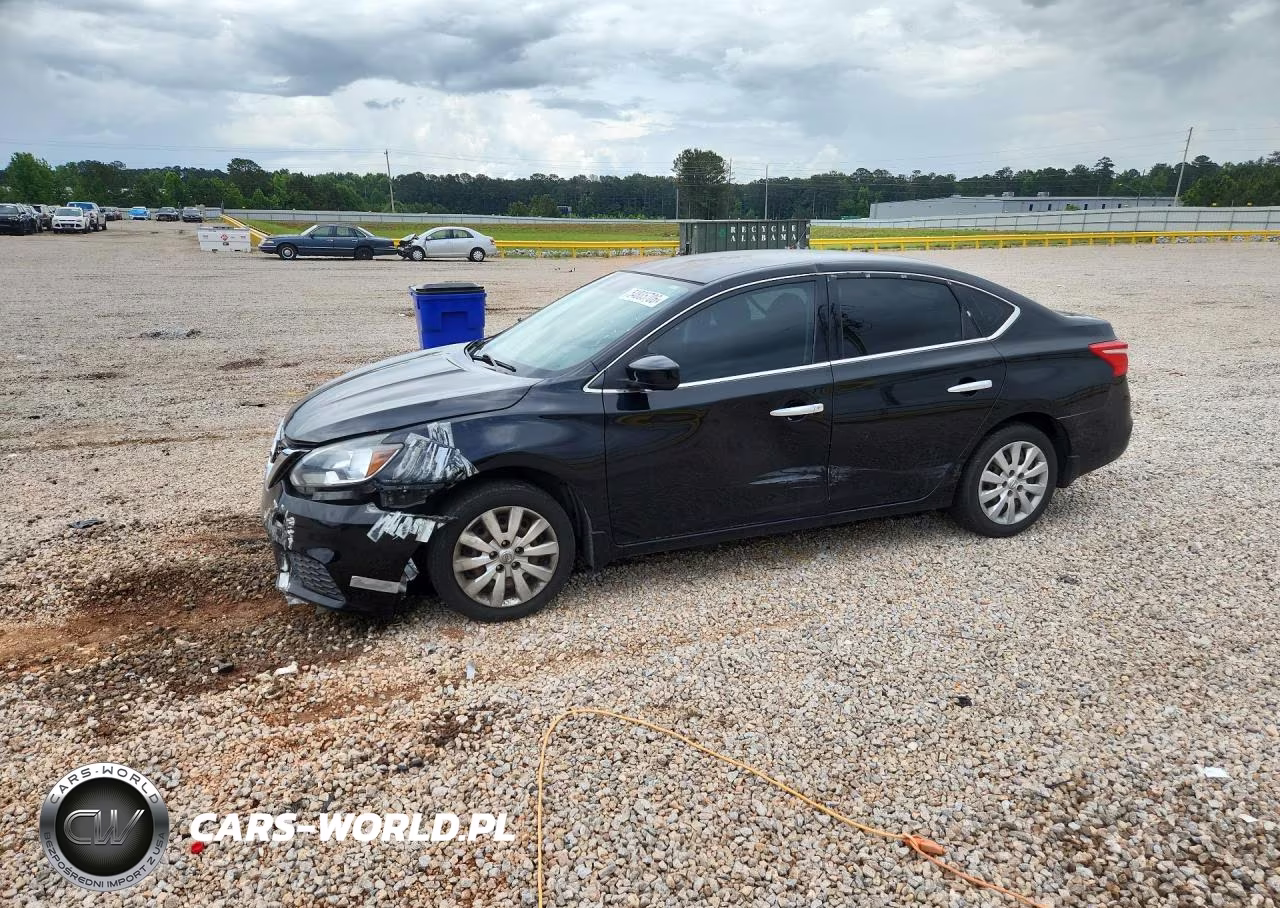 2017 Nissan Sentra S – zdjęcie 1 z 12