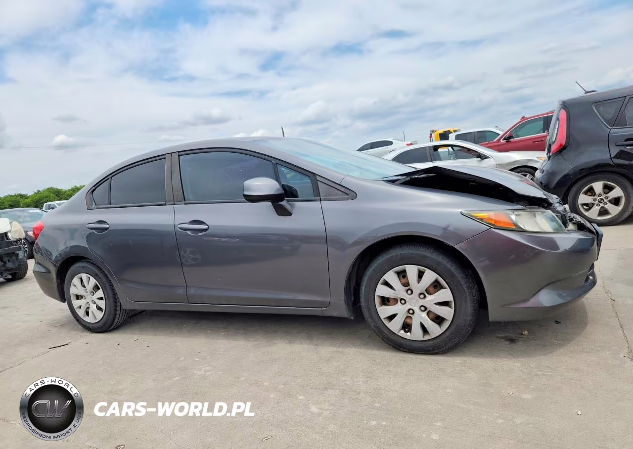 2012 Honda Civic Lx VIN:2HGFB2F5XCH333889 - 4