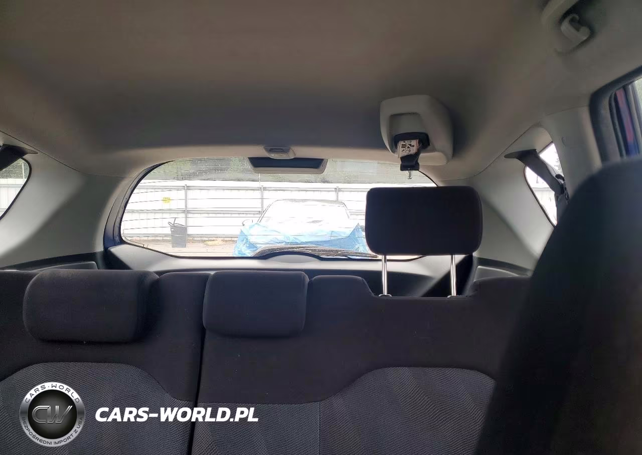 2010 Honda Fit Sport VIN:JHMGE8H48AS013864 - 10
