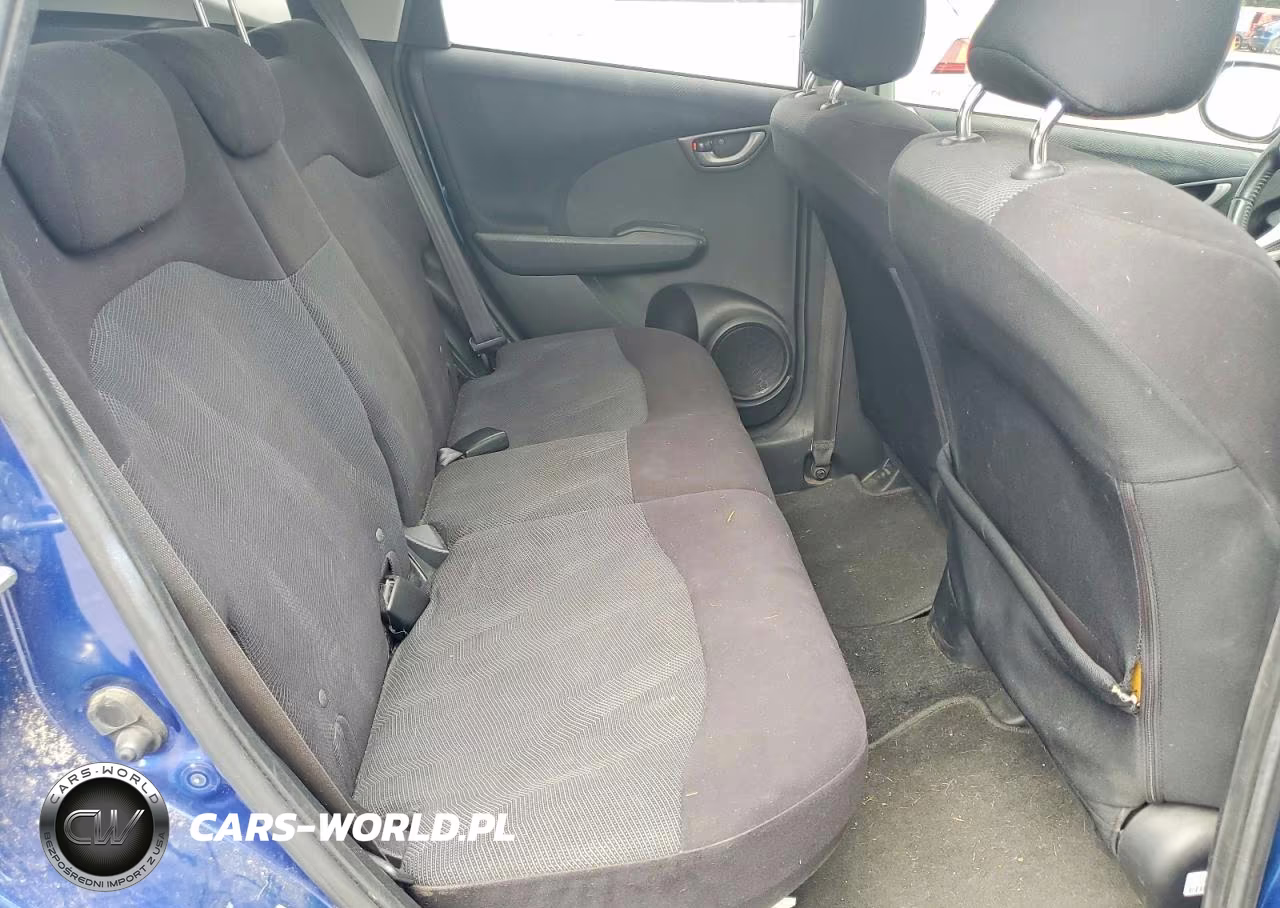 2010 Honda Fit Sport VIN:JHMGE8H48AS013864 - 11