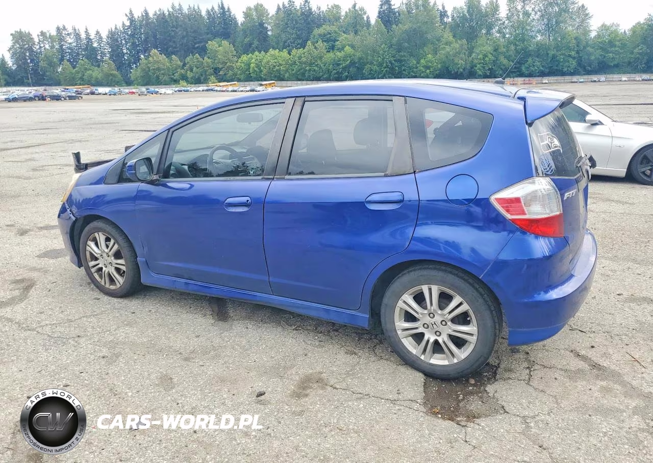 2010 Honda Fit Sport VIN:JHMGE8H48AS013864 - 2