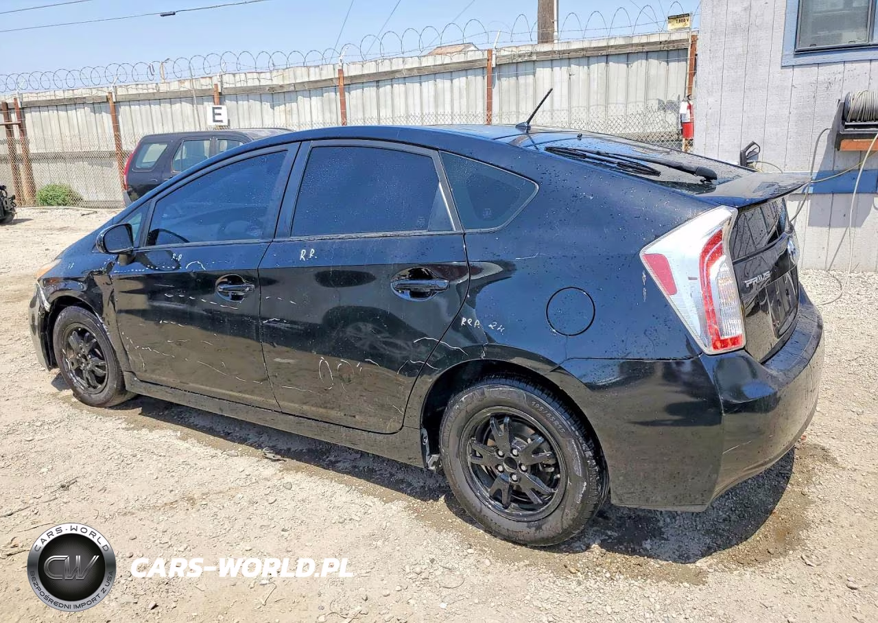 2015 Toyota Prius Two VIN:JTDKN3DU8F0467457 - 2