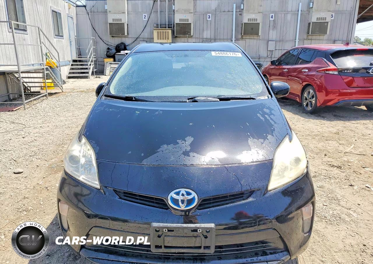 2015 Toyota Prius Two VIN:JTDKN3DU8F0467457 - 5