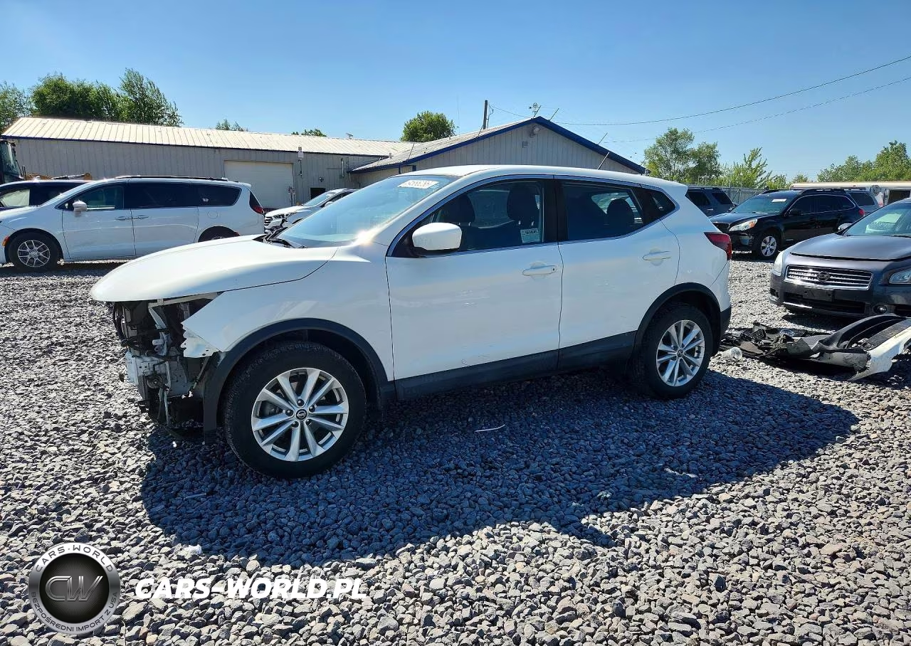 2019 Nissan Rogue Sport S – zdjęcie 1 z 12