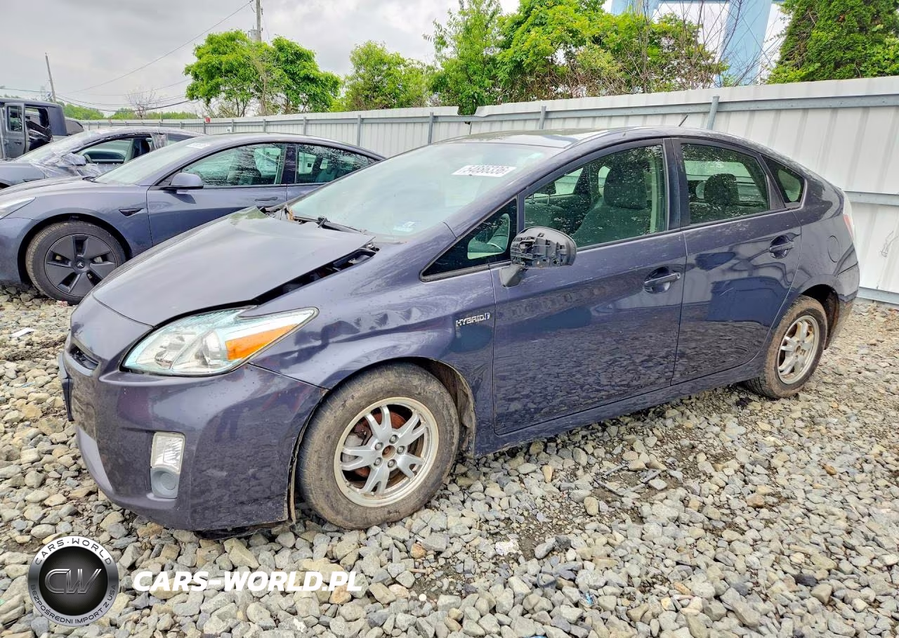2011 Toyota Prius Two – zdjęcie 1 z 12