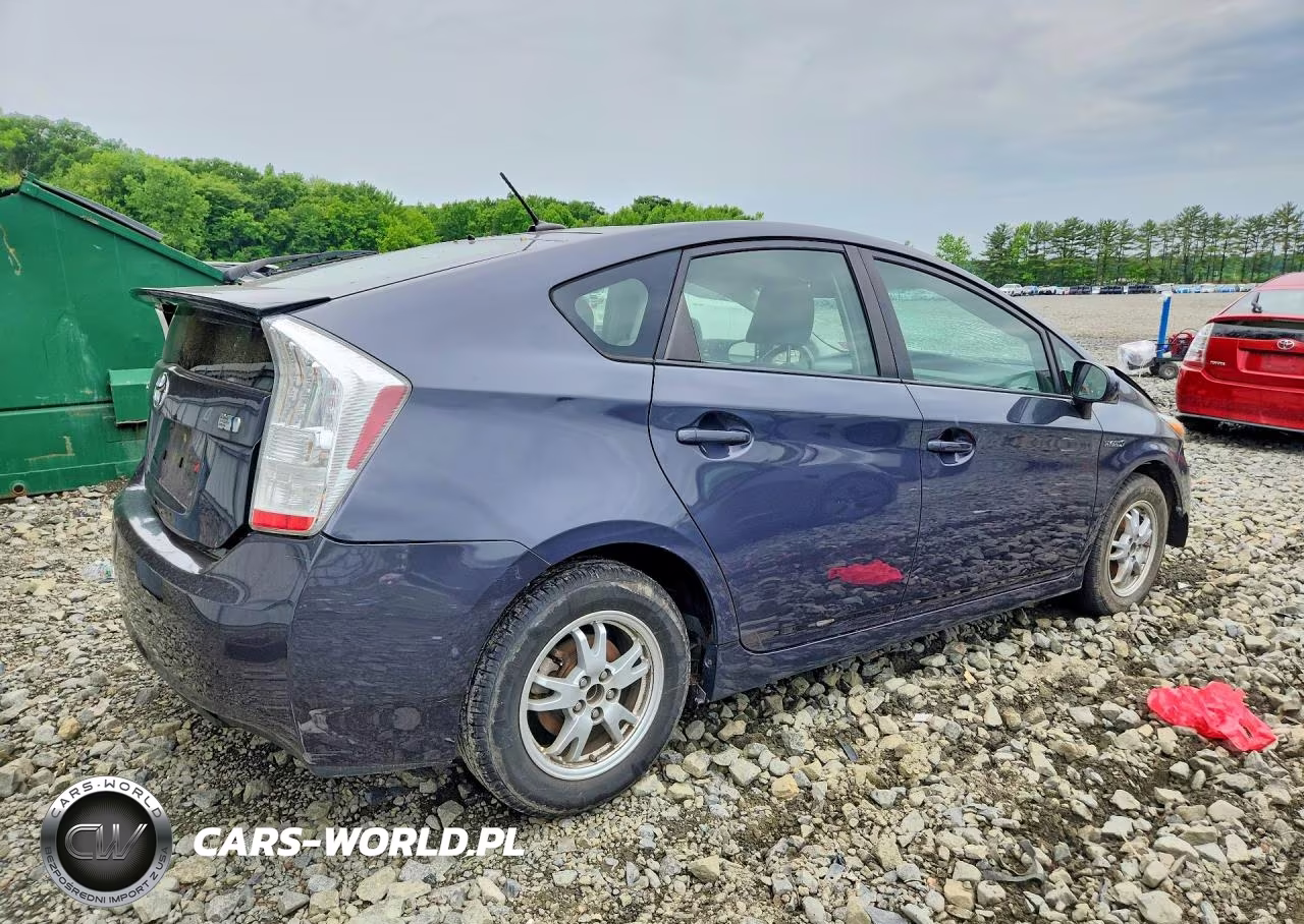 2011 Toyota Prius Two VIN:JTDKN3DU1B0319337 - 3