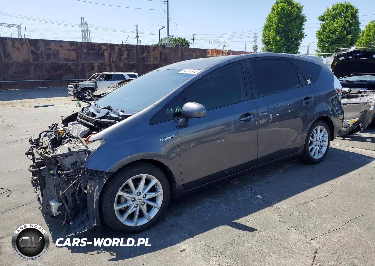 2014 Toyota Prius V Five – zdjęcie 1 z 12
