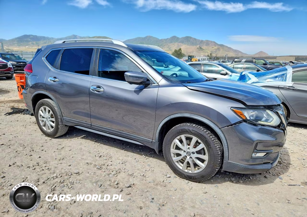 2017 Nissan Rogue Sv VIN:KNMAT2MV1HP604382 - 4