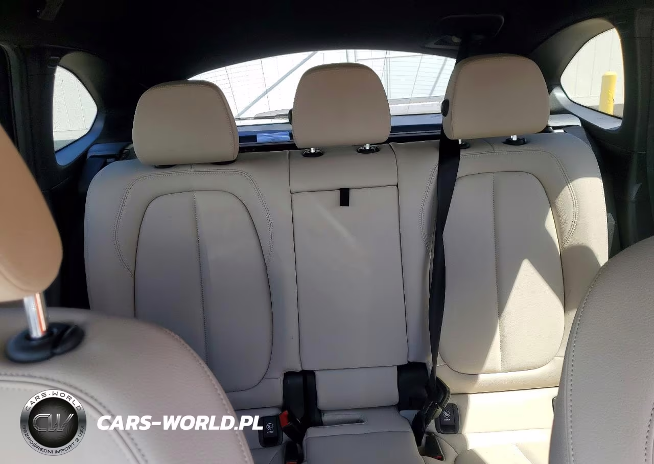 2020 BMW X1 Sdrive28I VIN:WBXJG7C04L5P60611 - 10