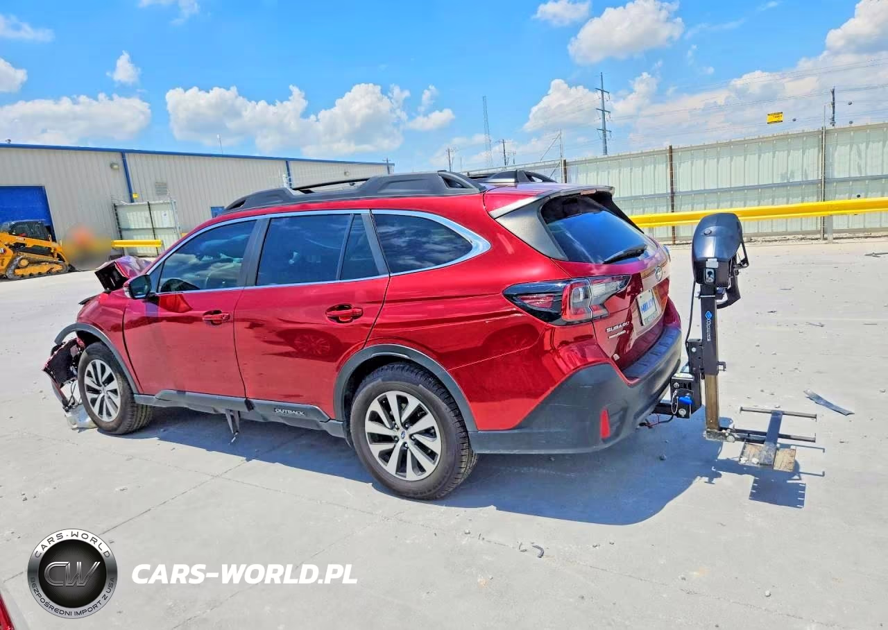 2020 Subaru Outback Premium VIN:4S4BTAEC5L3175576 - 2
