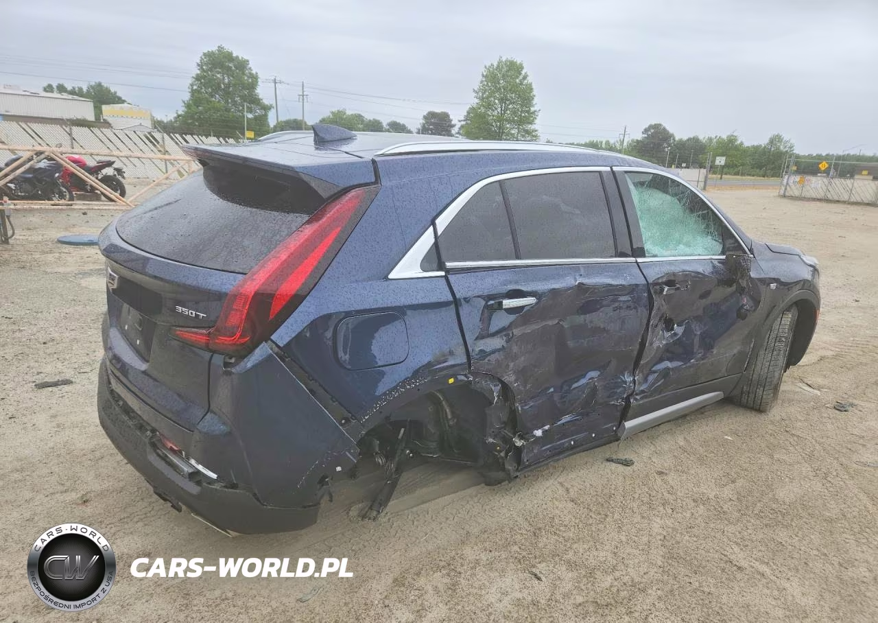 2022 Cadillac Xt4 Premium Luxury VIN:1GYFZCR41NF122808 - 3