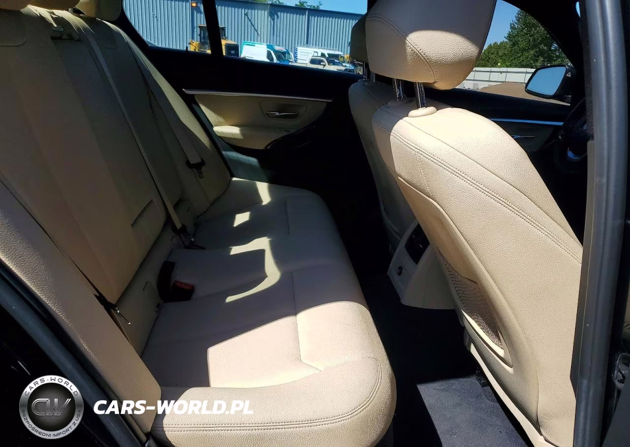 2018 BMW 330 I VIN:WBA8B9G5XJNU99636 - 10
