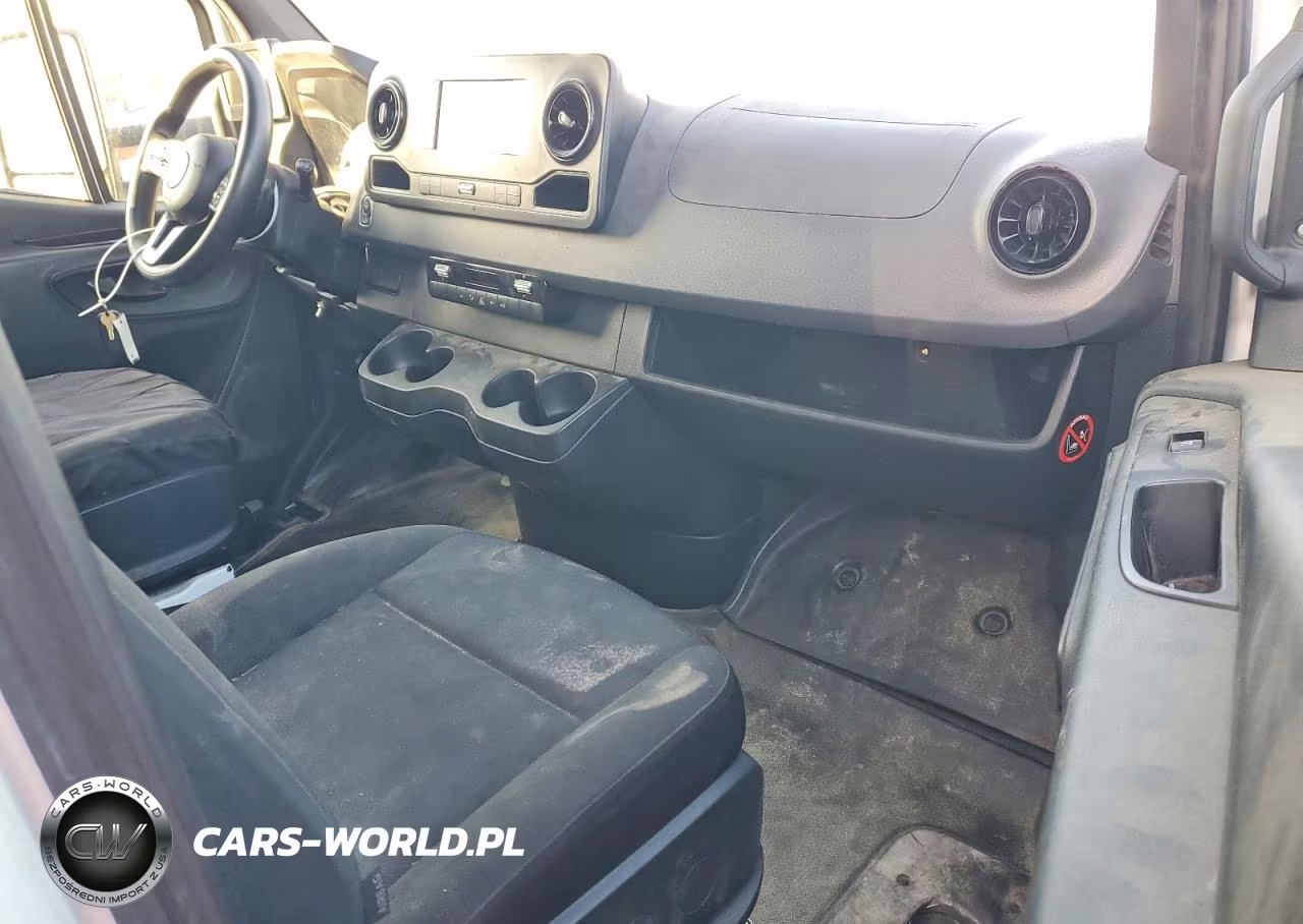 2019 Freightliner Sprinter 3500 VIN:WDPPF4CD5KN039362 - 11