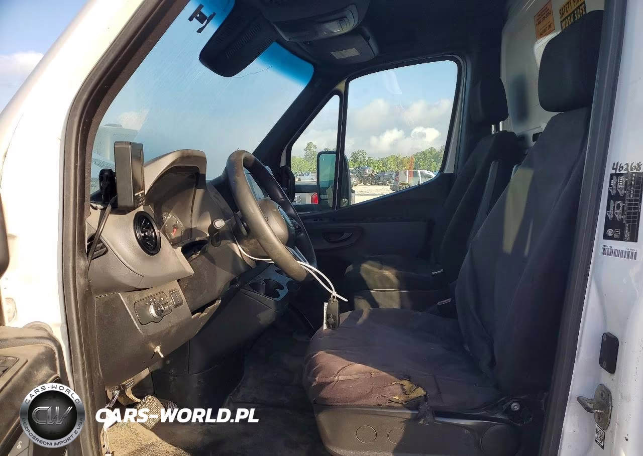 2019 Freightliner Sprinter 3500 VIN:WDPPF4CD5KN039362 - 7