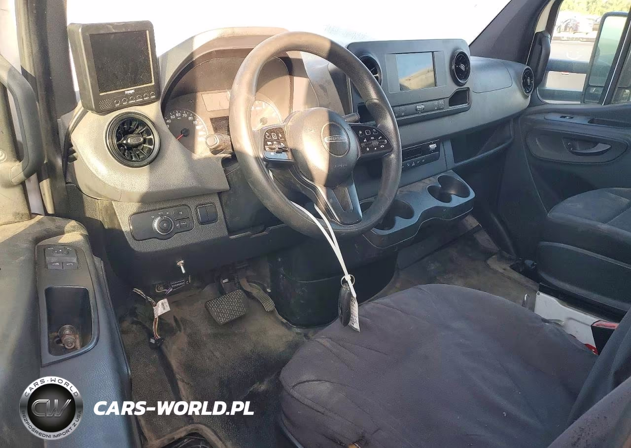 2019 Freightliner Sprinter 3500 VIN:WDPPF4CD5KN039362 - 8