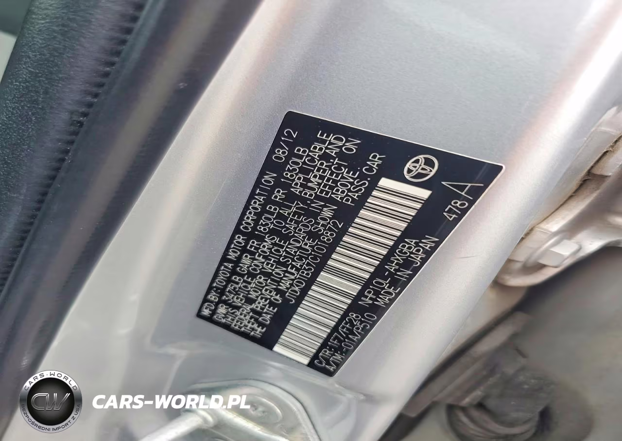 2012 Toyota Prius C Three VIN:JTDKDTB37C1018872 - 12