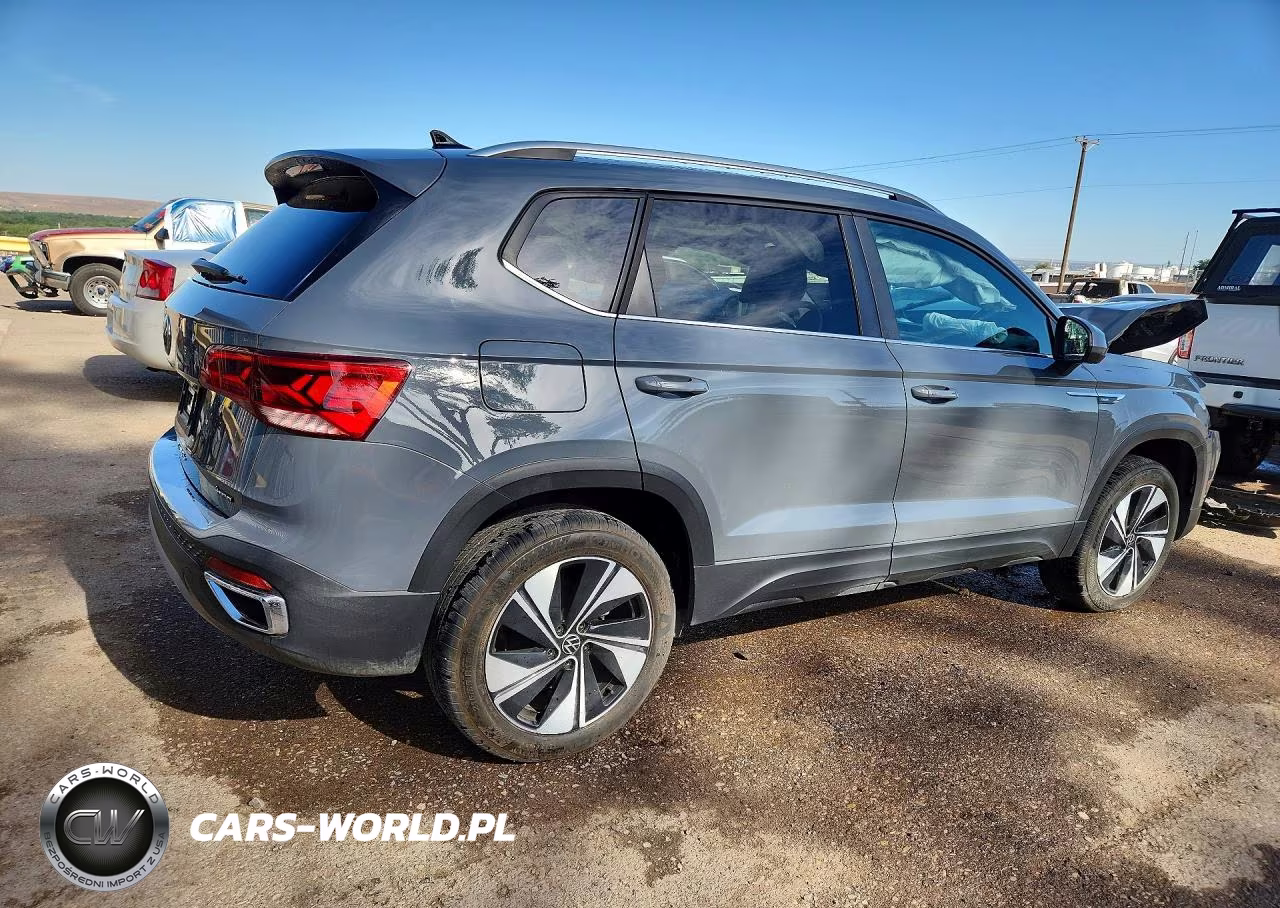 2024 Volkswagen Taos S VIN:3VVVX7B27RM100150 - 3