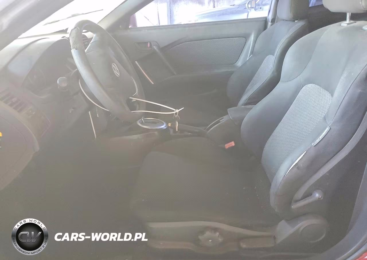 2004 Hyundai Tiburon Base VIN:KMHHM65D44U144926 - 7