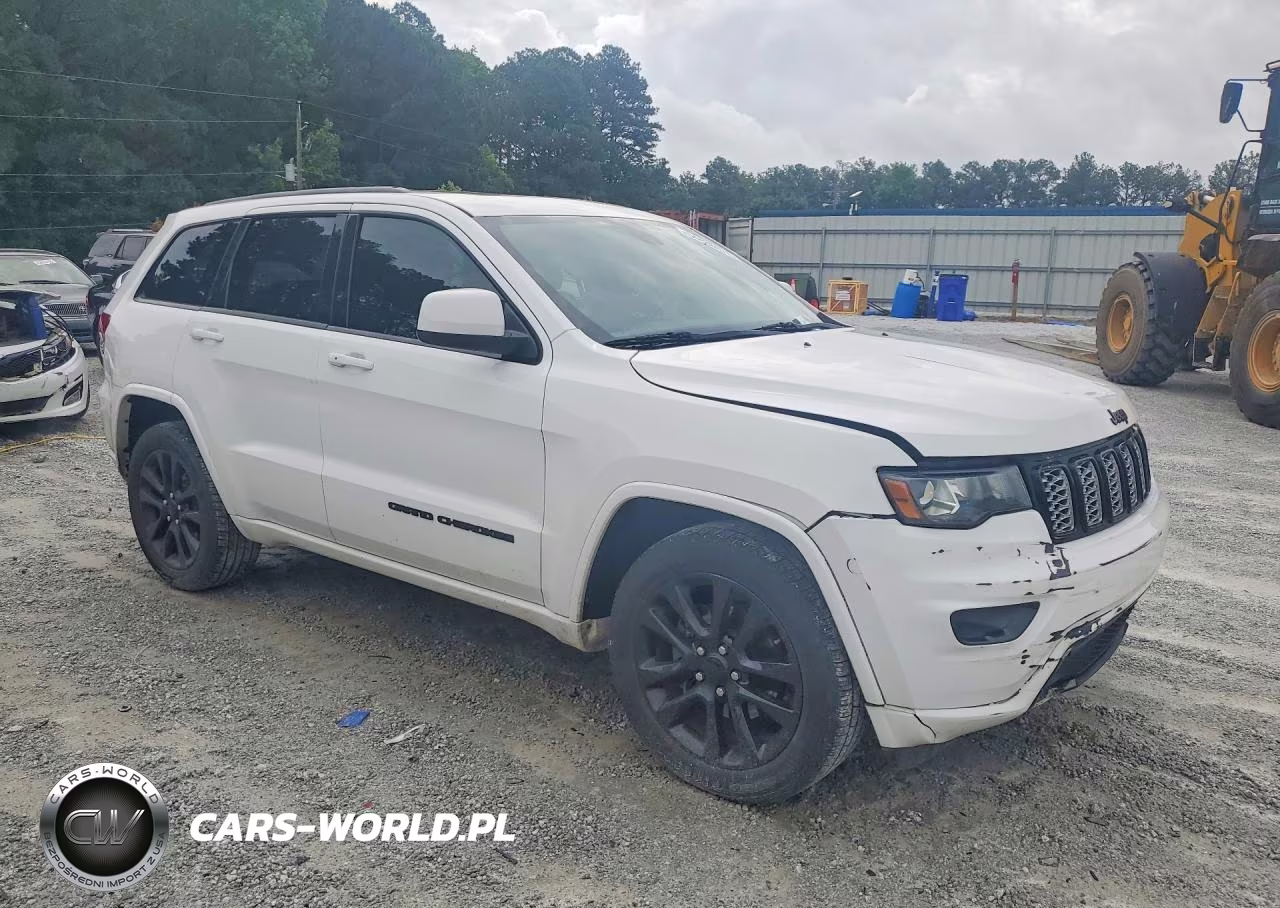 2019 Jeep Grand Cherokee Laredo VIN:1C4RJEAG9KC626046 - 4