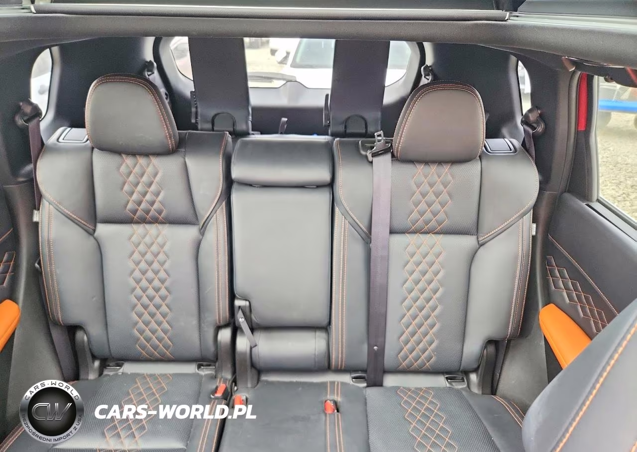2025 Mitsubishi Outlander Sel VIN:JA4T5WA9XSZ011451 - 10