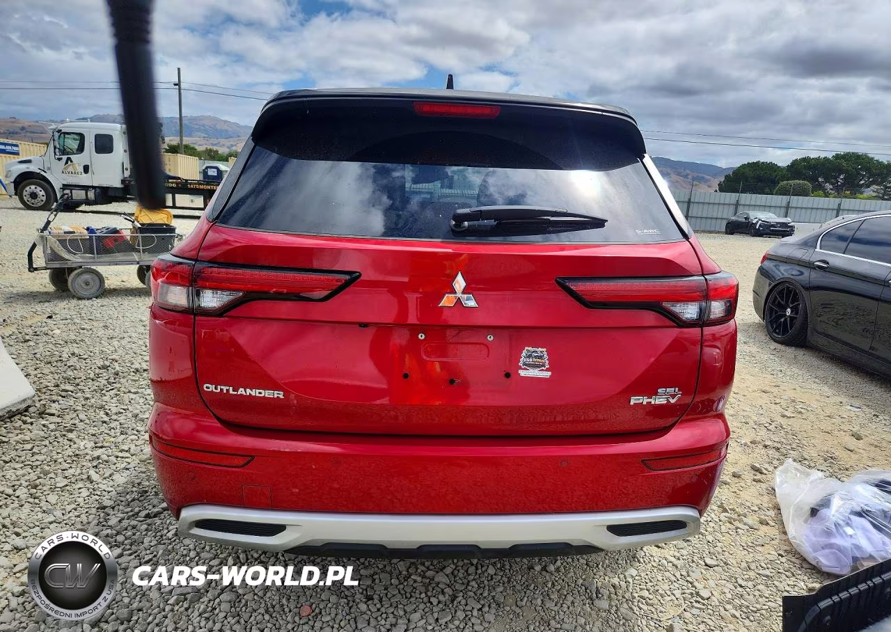 2025 Mitsubishi Outlander Sel VIN:JA4T5WA9XSZ011451 - 6