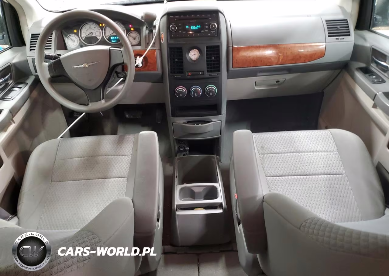 2008 Chrysler Town & Country Lx VIN:2A8HR44H48R641355 - 8
