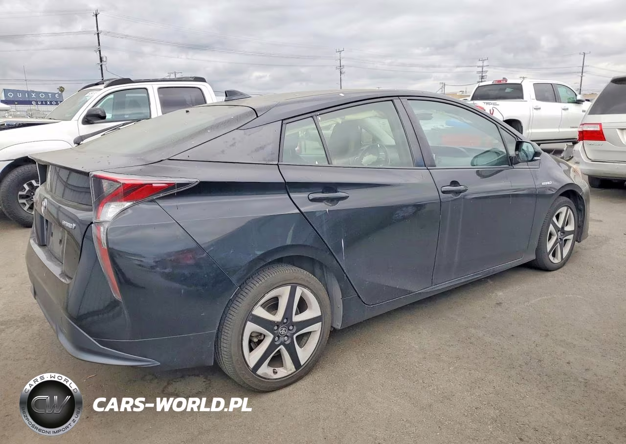2017 Toyota Prius Three Touring VIN:JTDKARFU2H3037596 - 3