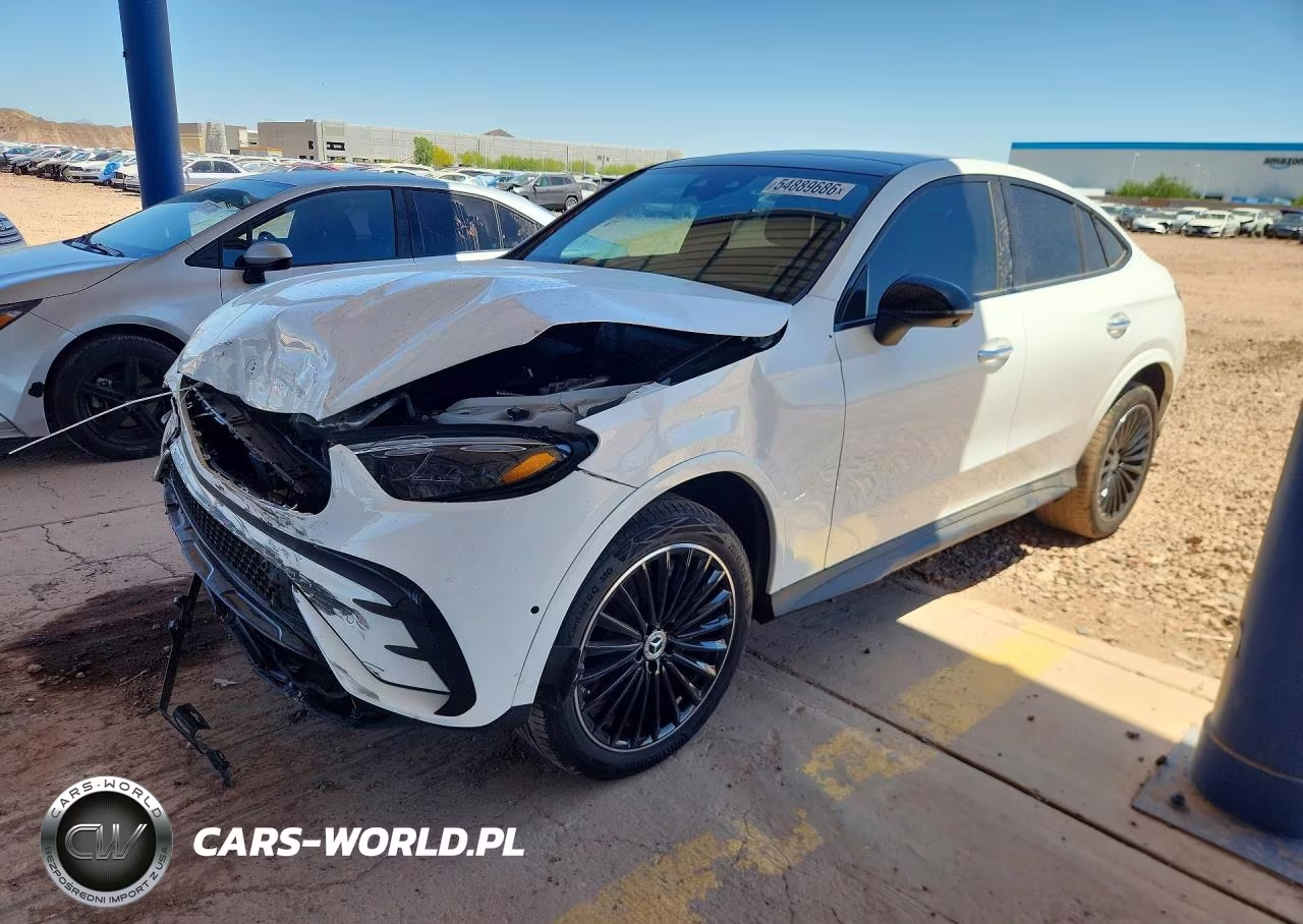 2025 Mercedes-Benz Glc Coupe 300 4Matic – zdjęcie 1 z 13