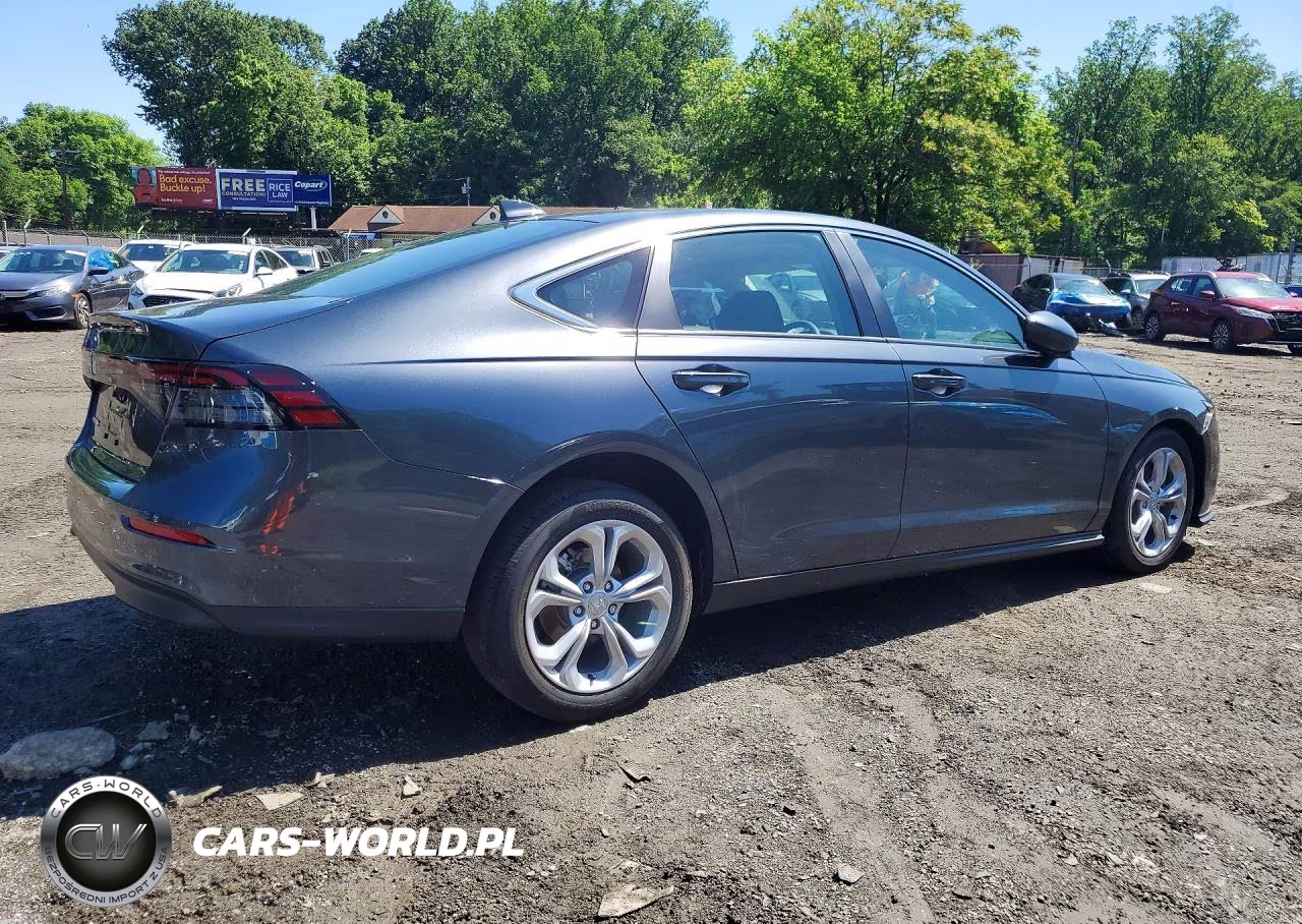 2026 Honda Accord Lx VIN:1HGCY1F2XTA013939 - 3