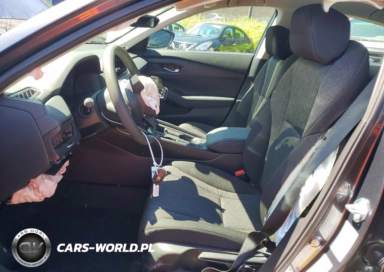 2026 Honda Accord Lx VIN:1HGCY1F2XTA013939 - 7