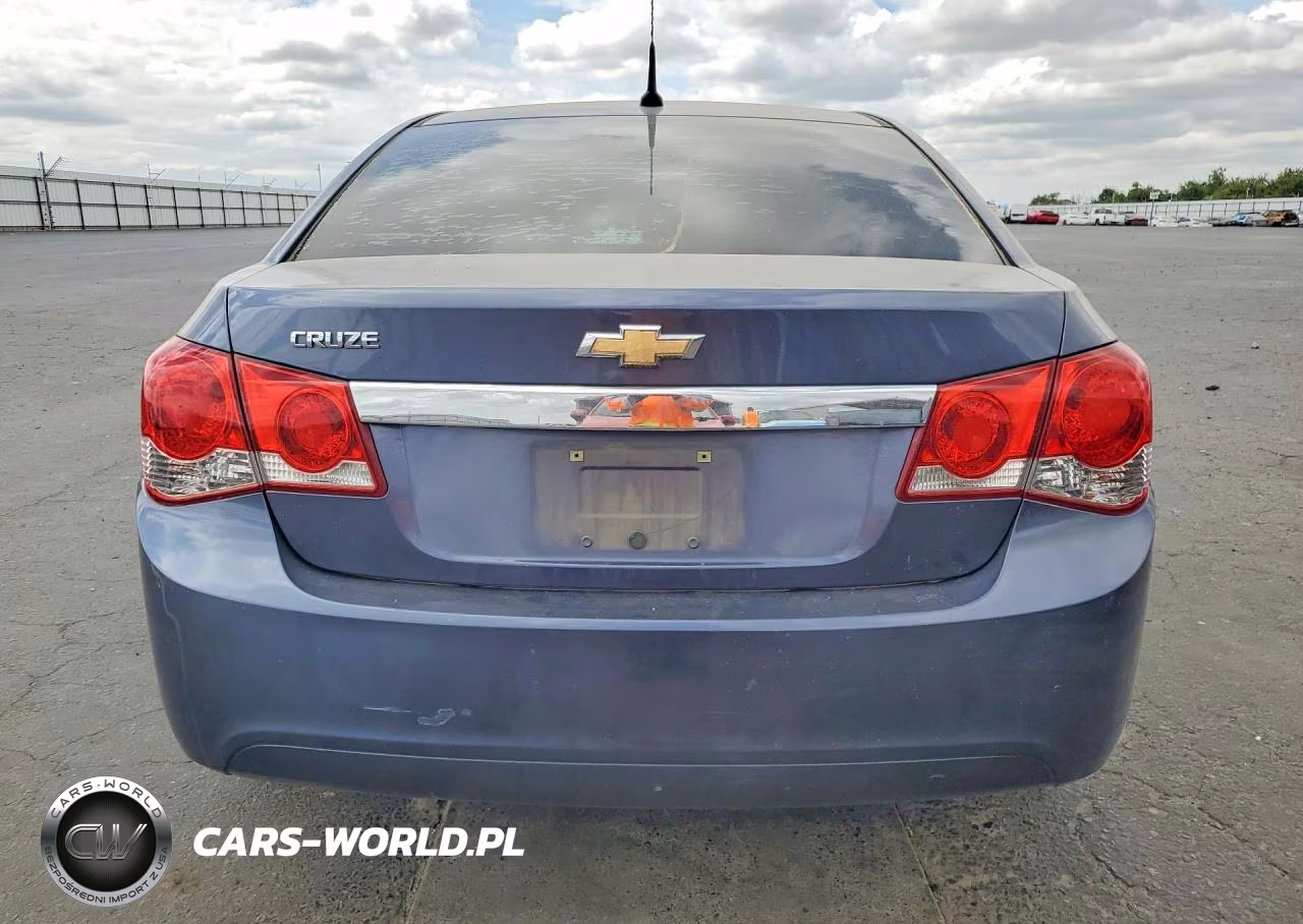 2014 Chevrolet Cruze Ls VIN:1G1PA5SG7E7194200 - 6
