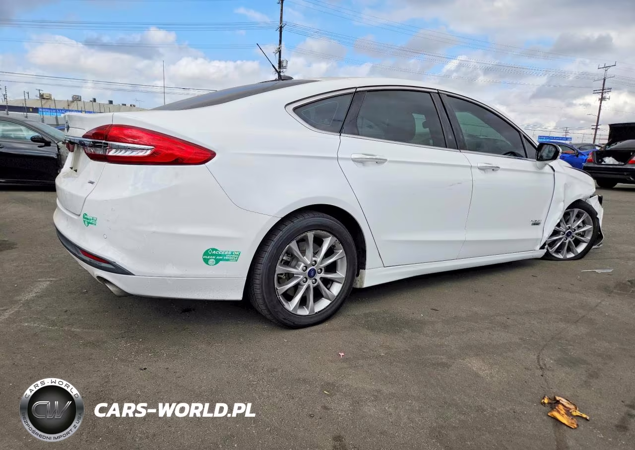 2017 Ford Fusion Se Phev VIN:3FA6P0PU7HR380566 - 3