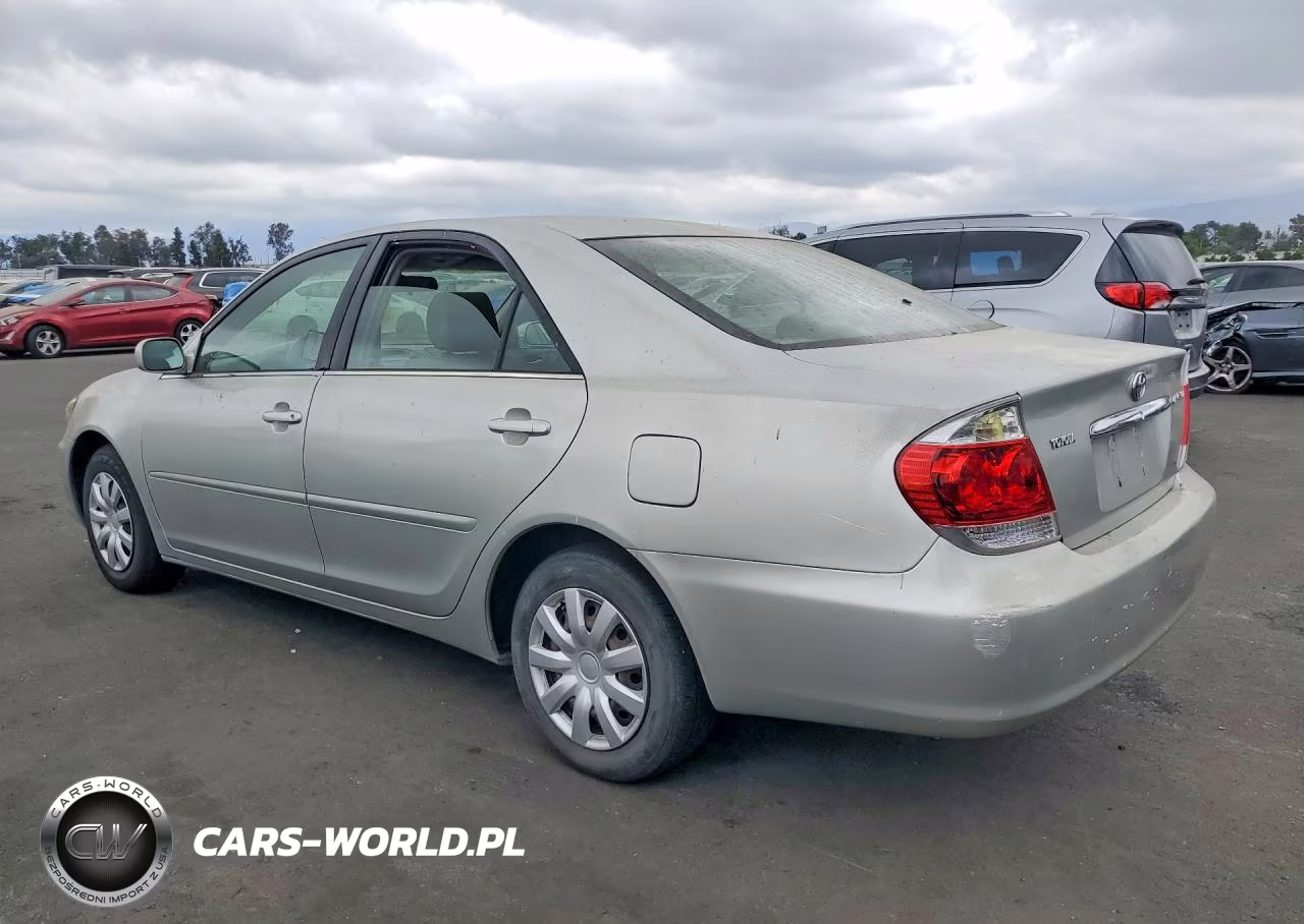 2005 Toyota Camry Le VIN:JTDBE32K453034684 - 2