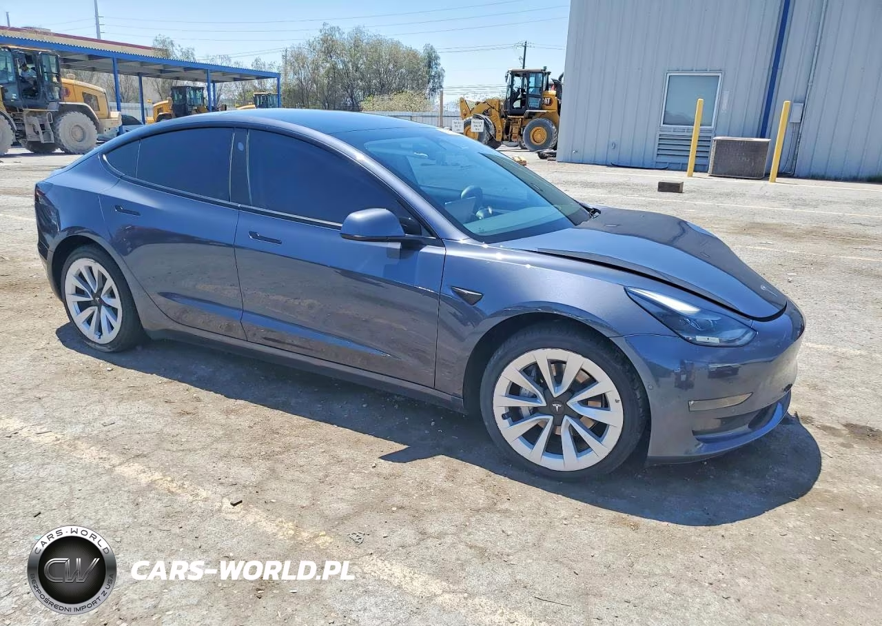2022 Tesla Model 3 VIN:5YJ3E1EB6NF187526 - 4