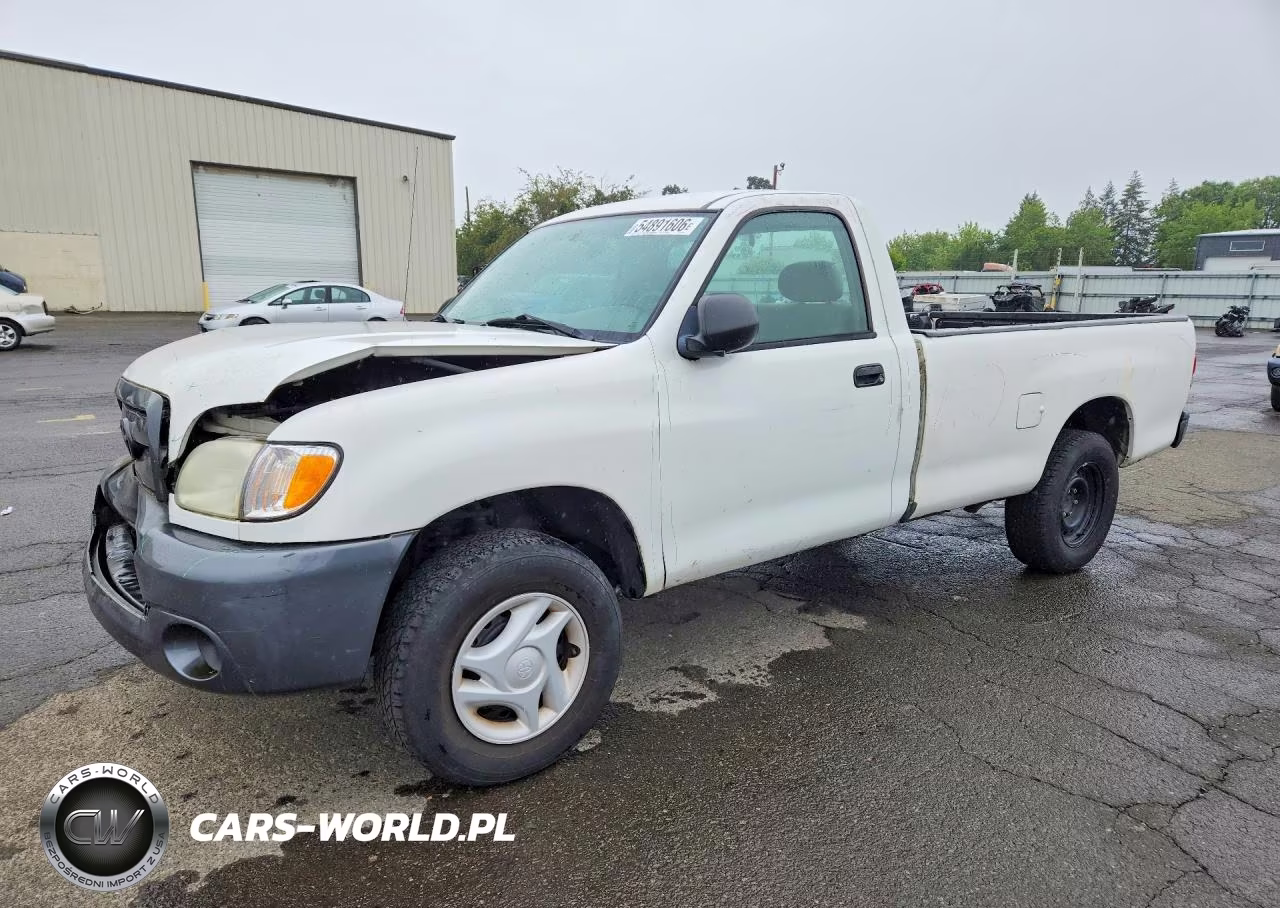 2004 Toyota Tundra Base