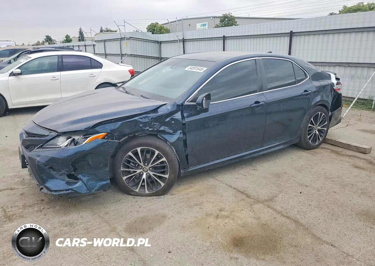 2020 Toyota Camry Se – zdjęcie 1 z 12