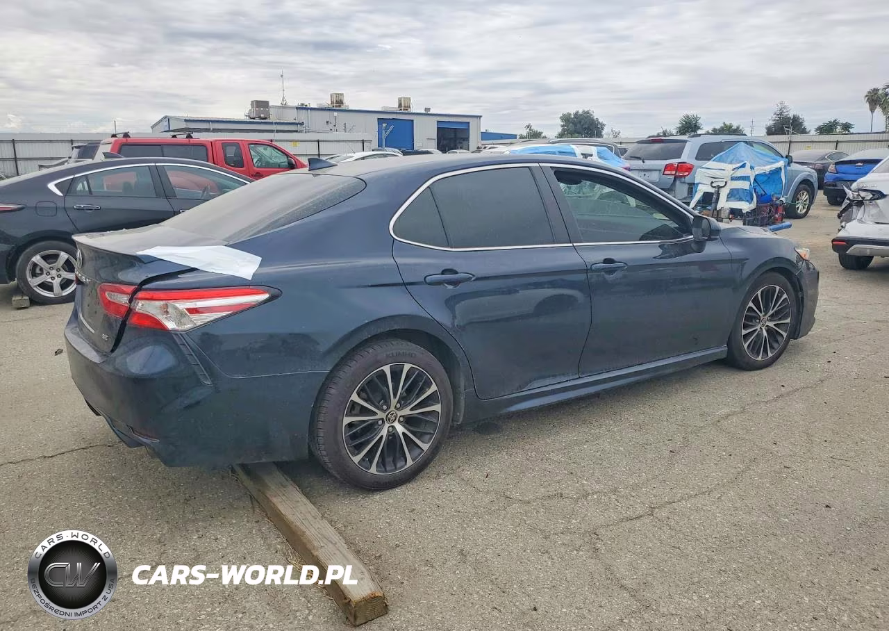 2020 Toyota Camry Se VIN:4T1G11AK4LU981220 - 3