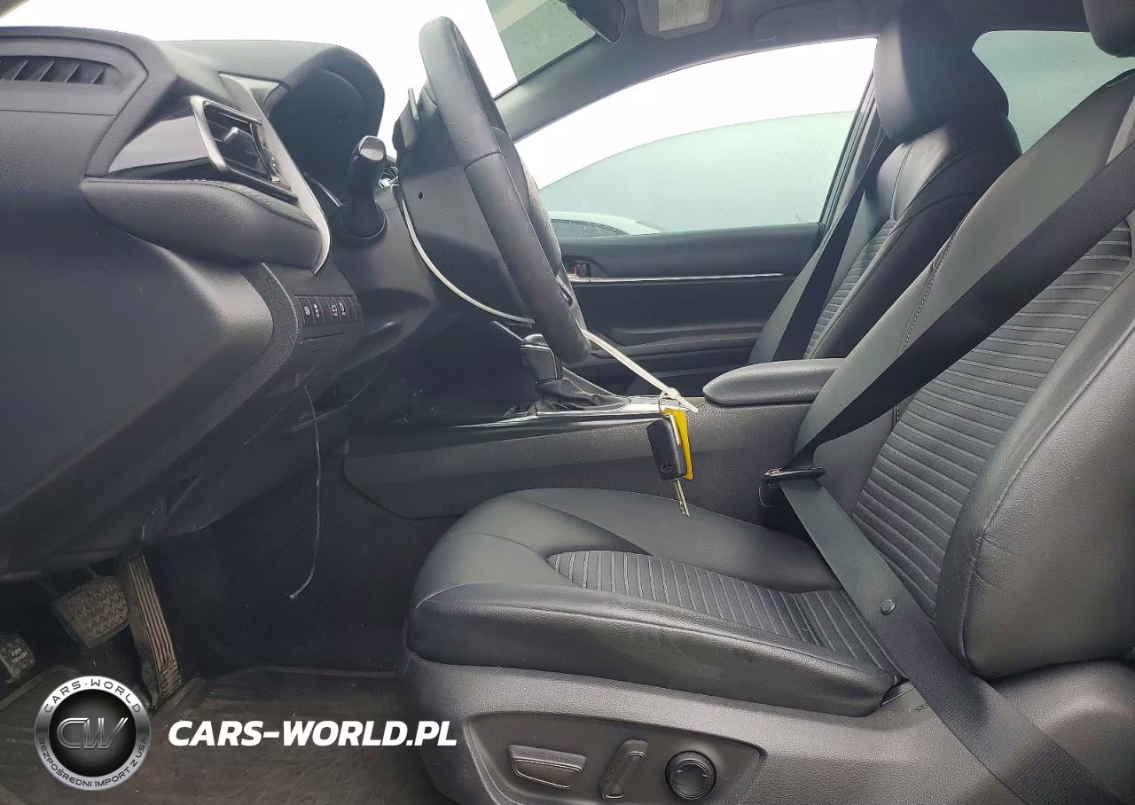 2020 Toyota Camry Se VIN:4T1G11AK4LU981220 - 7