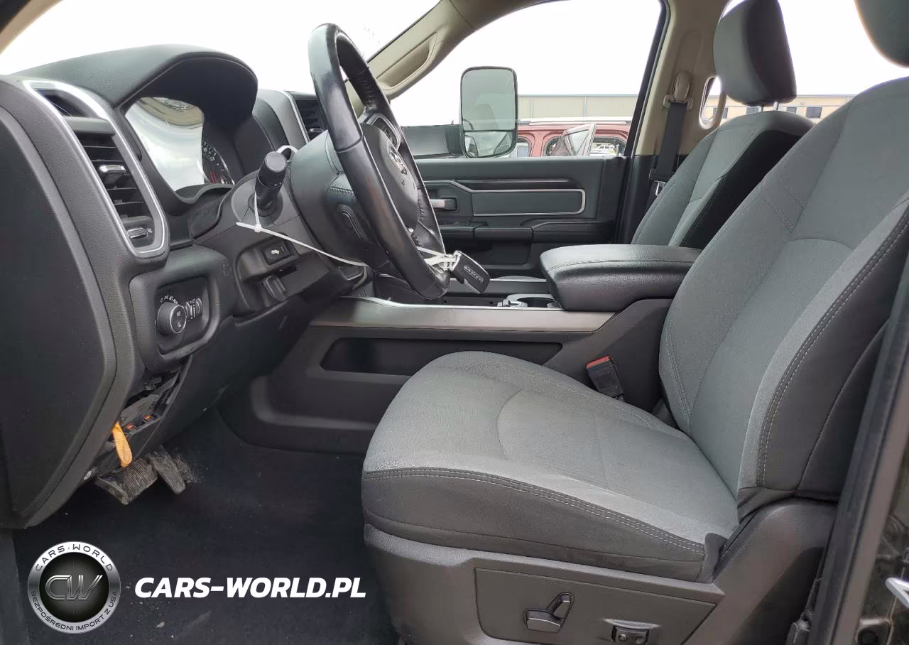 2019 Ram 2500 Big Horn VIN:3C6UR5DJ9KG696354 - 7